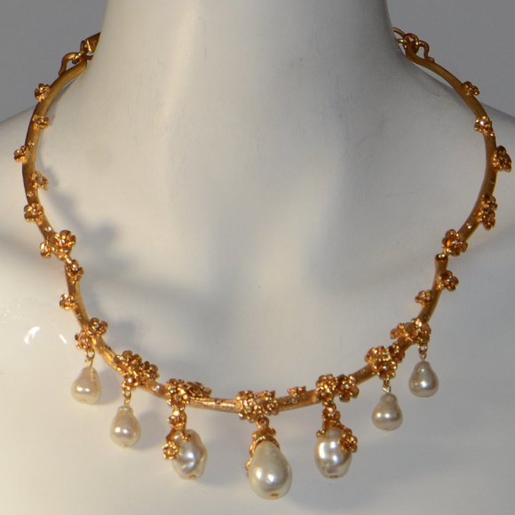 Oscar de la Renta Pearl & Crystal Floral Necklace